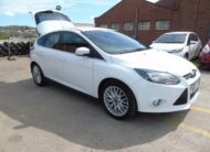 2013 Ford Focus 1.0 EcoBoost Zetec 5dr HATCHBACK Petrol Manual