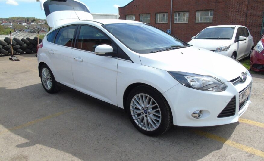 2013 Ford Focus 1.0 EcoBoost Zetec 5dr HATCHBACK Petrol Manual