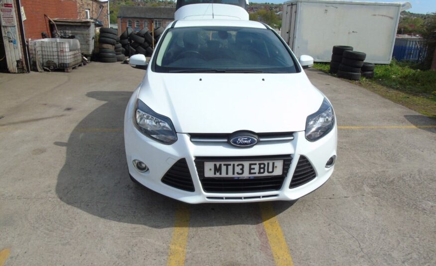 2013 Ford Focus 1.0 EcoBoost Zetec 5dr HATCHBACK Petrol Manual