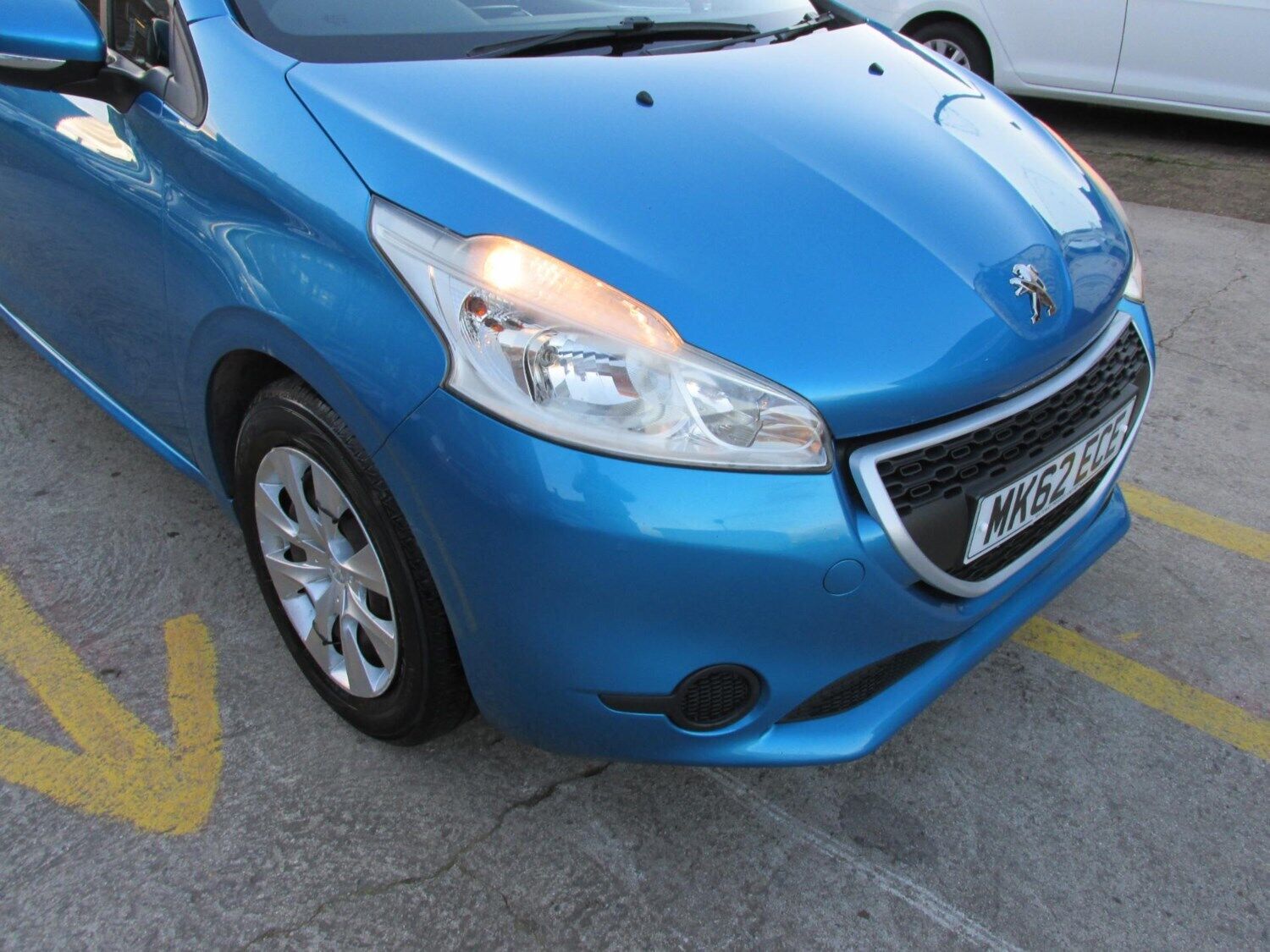 1.2 VTi Access+ 5dr petrol manual