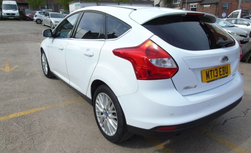 2013 Ford Focus 1.0 EcoBoost Zetec 5dr HATCHBACK Petrol Manual