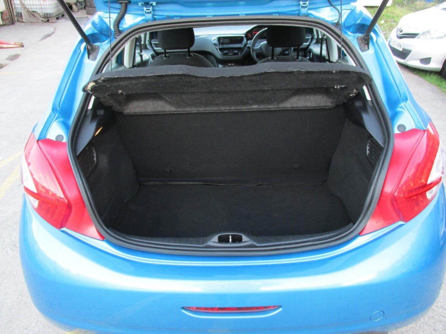 1.2 VTi Access+ 5dr petrol manual