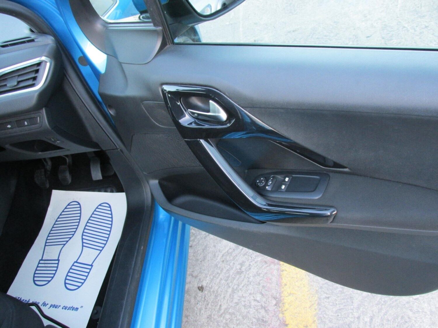 1.2 VTi Access+ 5dr petrol manual