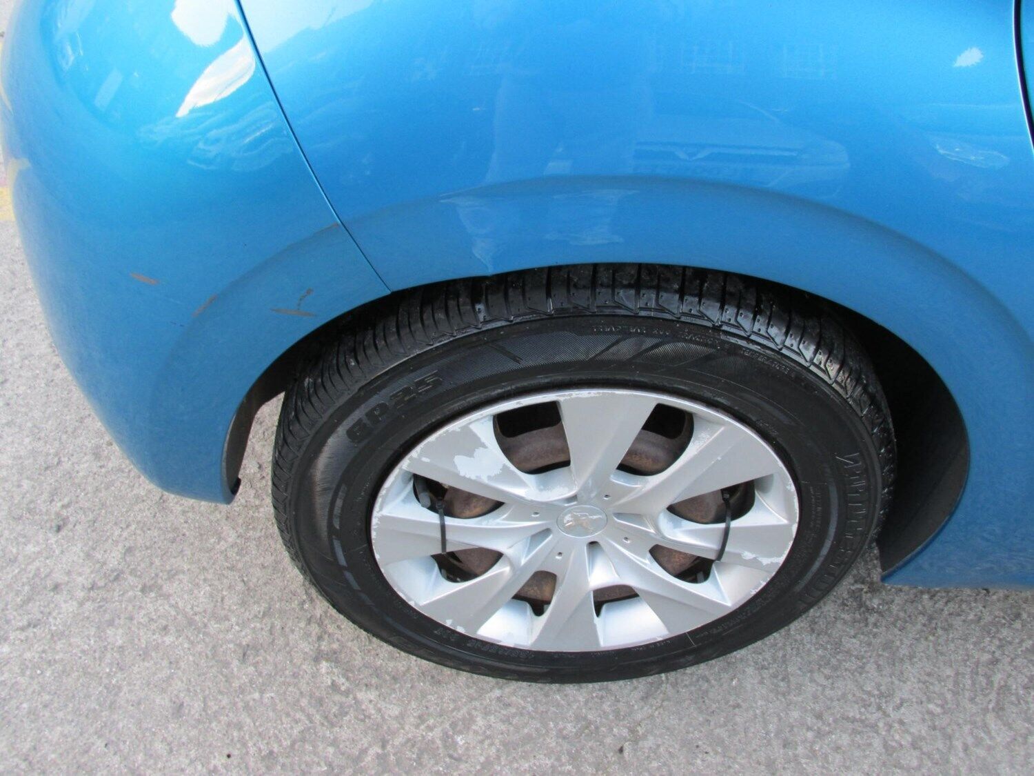 1.2 VTi Access+ 5dr petrol manual