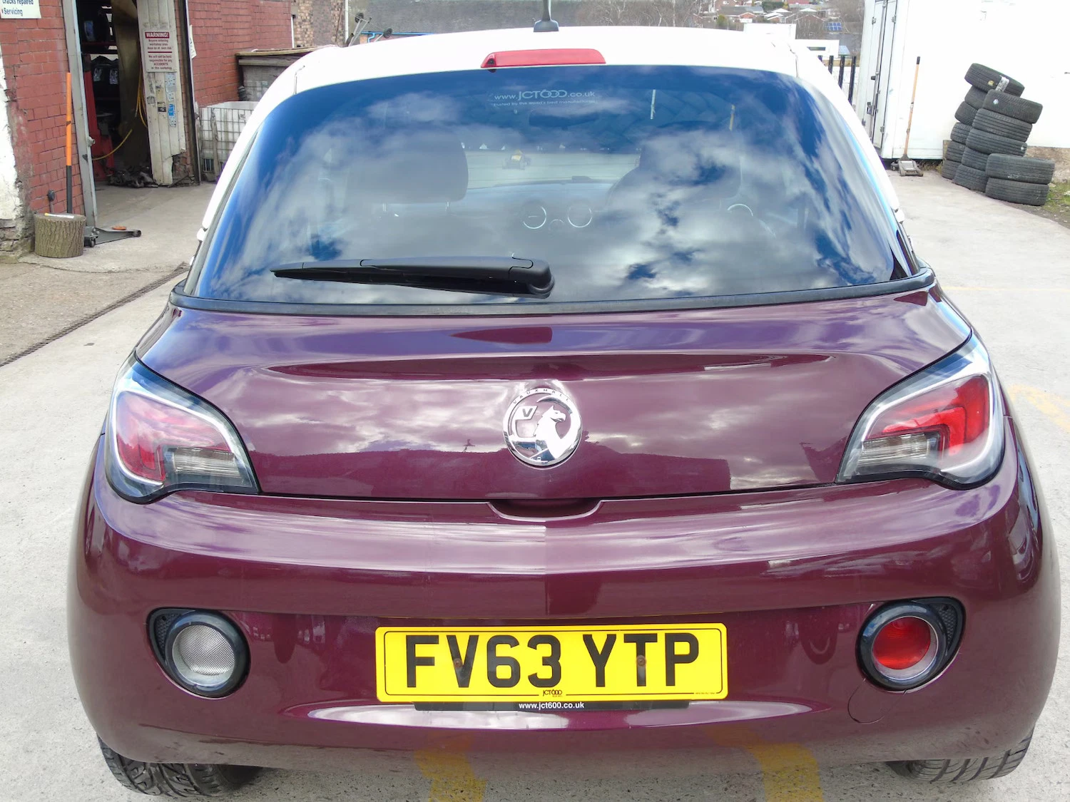 2014 Vauxhall/Opel ADAM 1.4i Glam